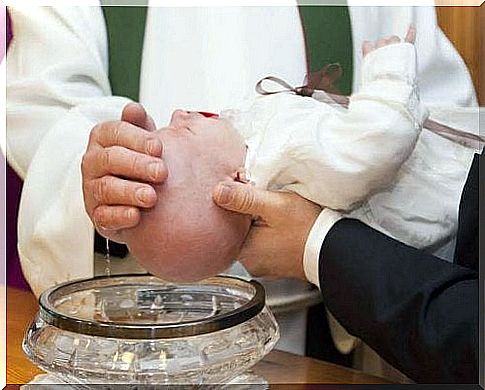 The baptism godfather agrees to accompany his godson throughout his life.